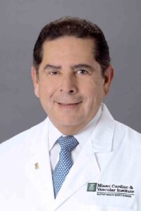 Doctor Ramón Quesada, Salvadoreño