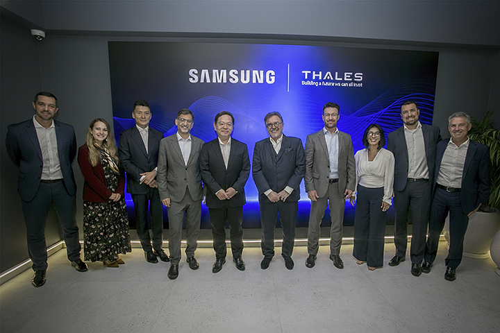 Esta colaboración con Samsung representa un paso estratégico para ampliar el alcance de nuestras soluciones de comunicaciones seguras